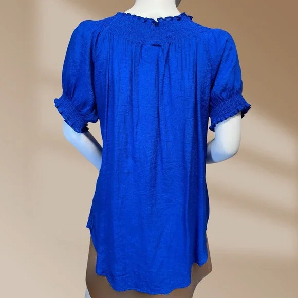 Dressbarn Crochet Tie Front Pretty Blue Pheasant Top Blouse Dressy or Casual - Picture 3 of 3